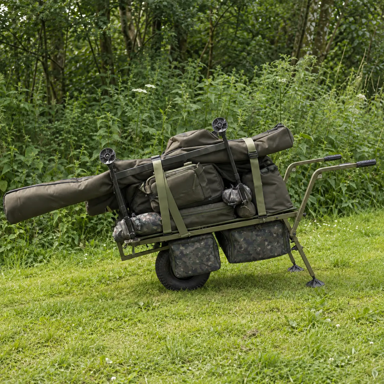 trakker-x-trail-t3-barrow-zaadowany-sprzetem-karpiowym
