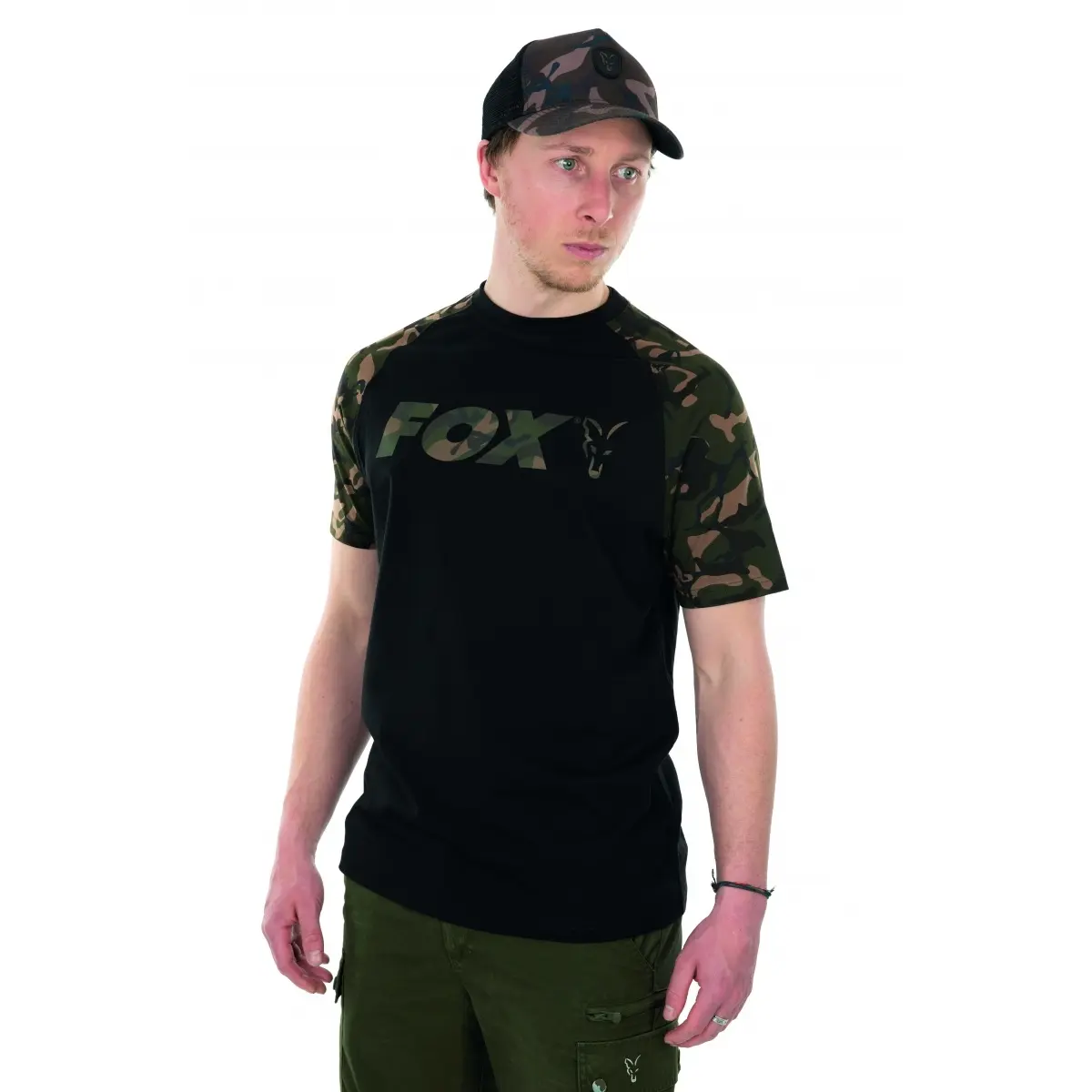 Fox Black/Camo Raglan T-Shirt XXXLrozmiar XXXL - MPN: CFX108 - EAN: 5056212150397