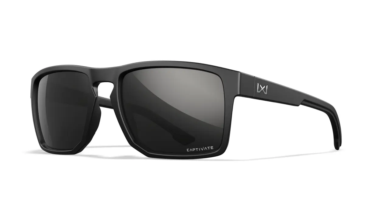 WileyX FOUNDER Captivate Polarized Black Mirror Grey Matte Black Framekolor Captivate Polarized Black Mirror Grey - MPN: AC6FND05 - EAN: 71231609098