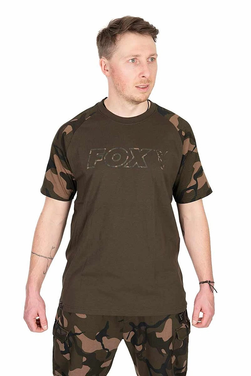Fox Khaki / Camo Outline T-Shirt Mrozmiar M - MPN: CFX274 - EAN: 5056212188048