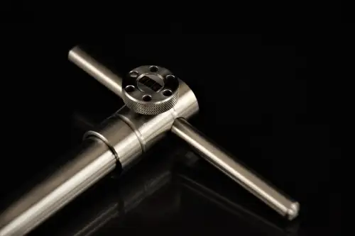 FIL  - Adapter Do Wkręcania Podpórek Gwintowanych  1 sztuka