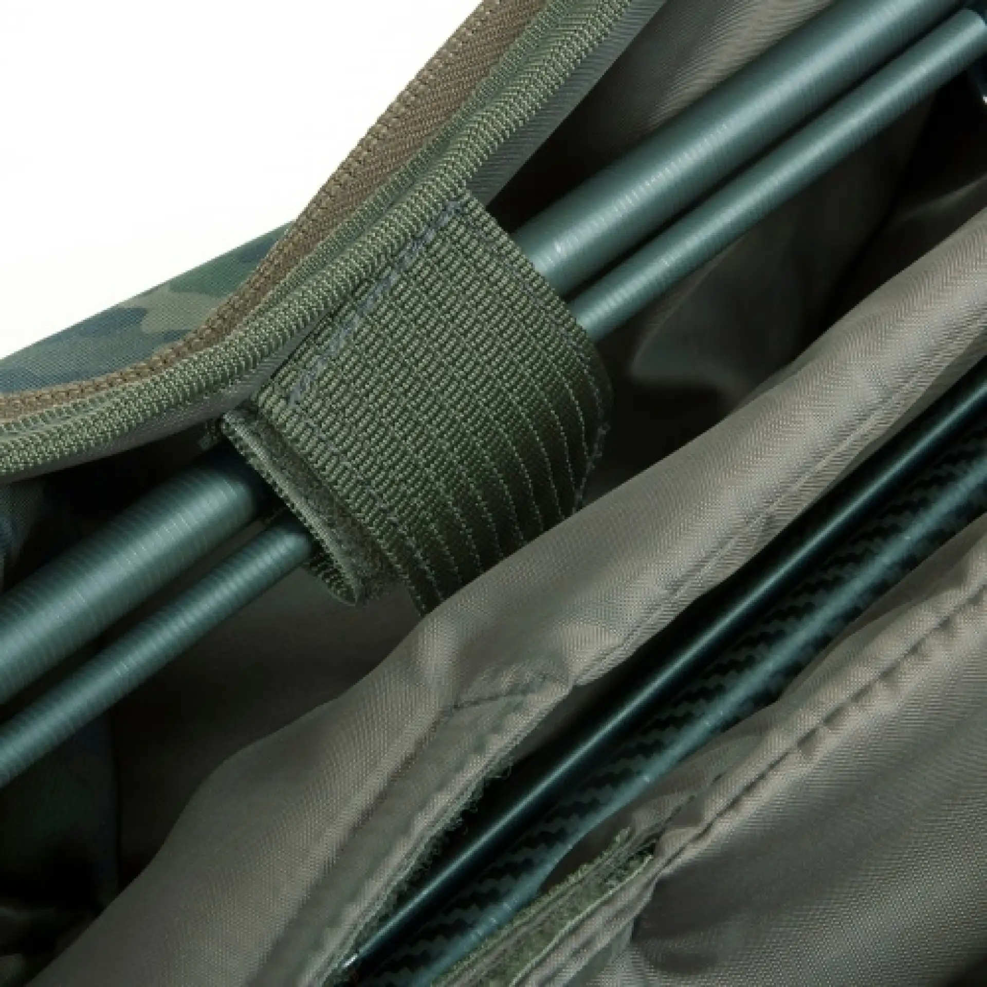 Shimano Tribal Trench Rod Holdall 13 ft 3+2 210x32x25cm