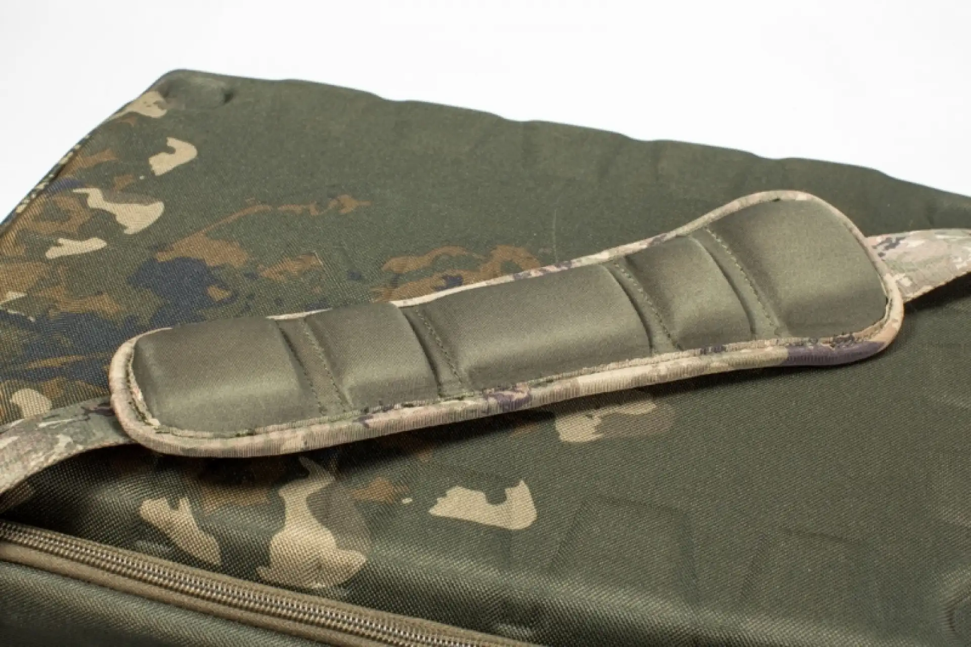 Nash Subterfuge Hi-Protect Carryall medium