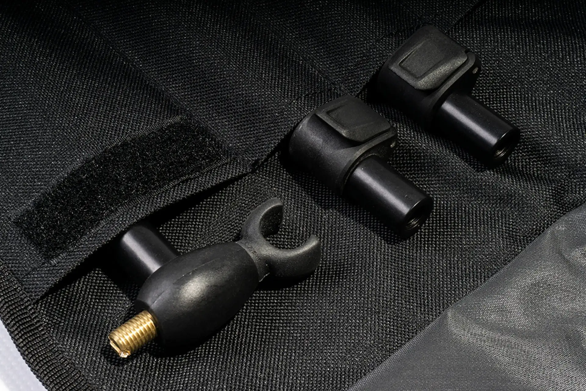 Sonik VaderX 3 Rod Pod 3 Rods