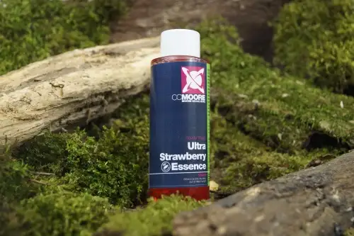 CcMoore Ultra Strawberry Essence 100 ml