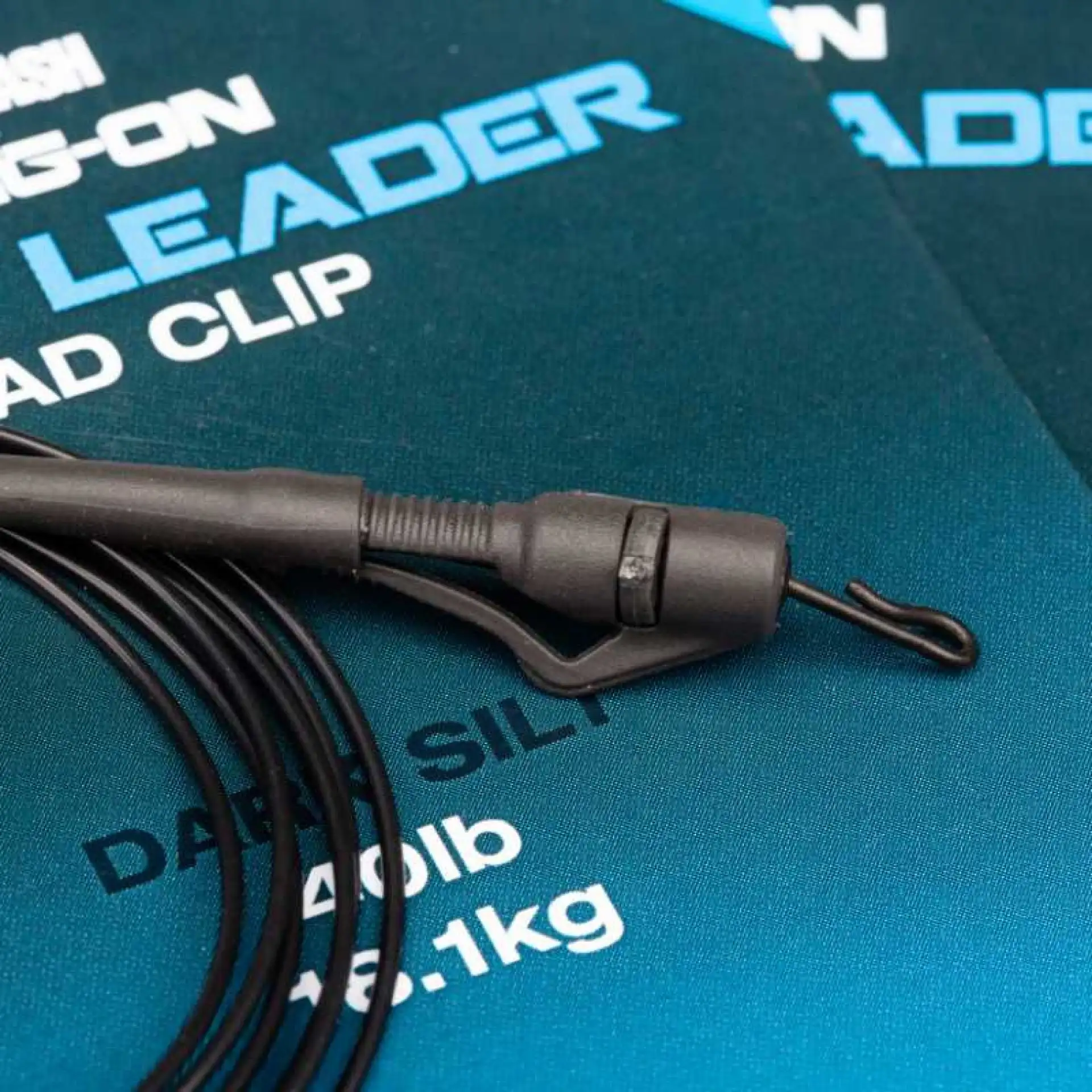 Nash Cling-On Fused Lead Clip Leader Weed (roślinność)