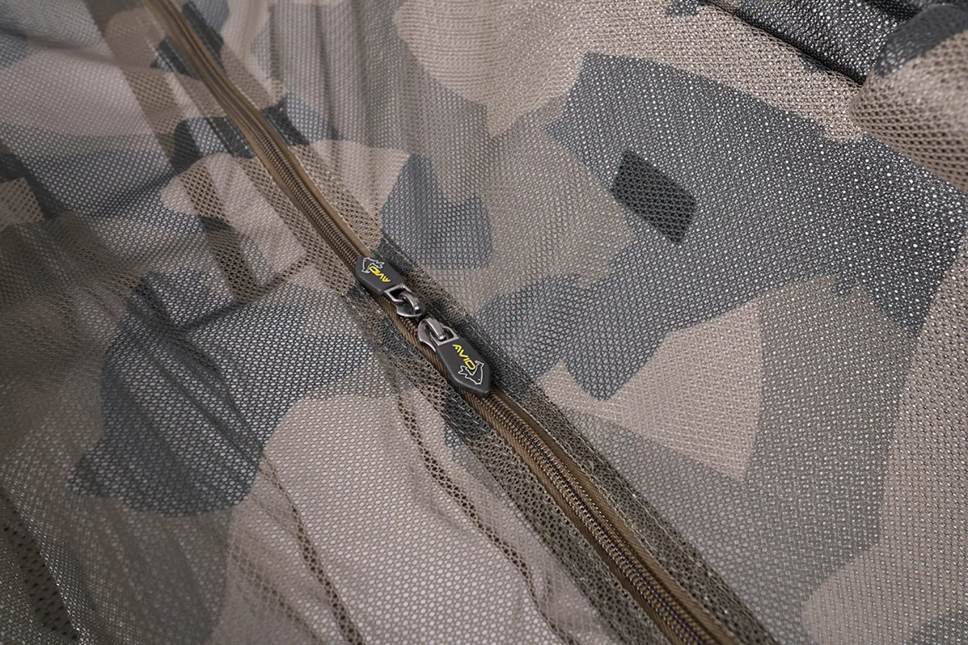 Avid Carp Camo Recovery Silng XL