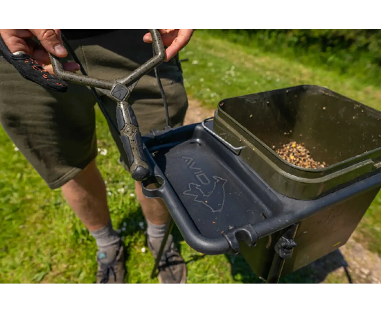 Avid Carp Bait Station 