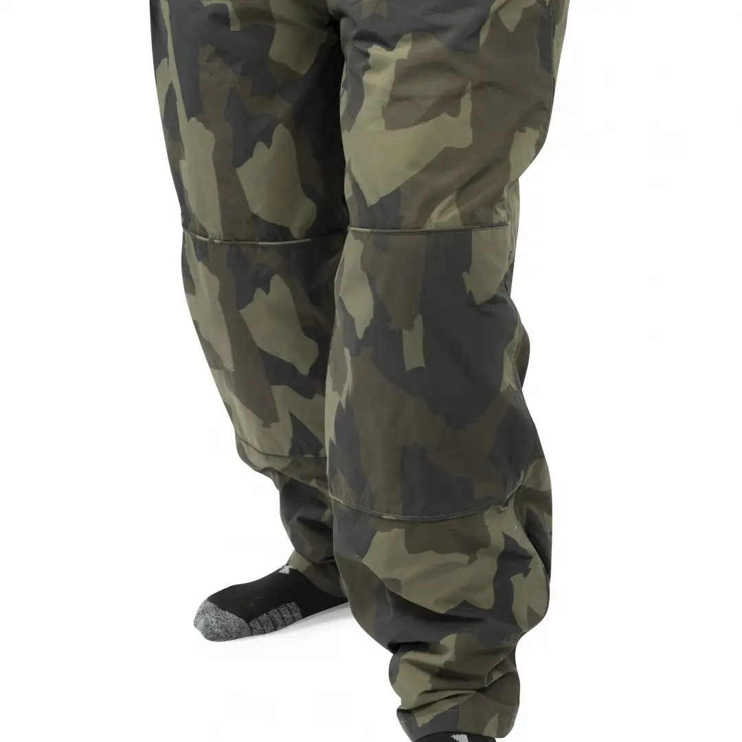 Avid Carp Ripstop Camo Trousers L