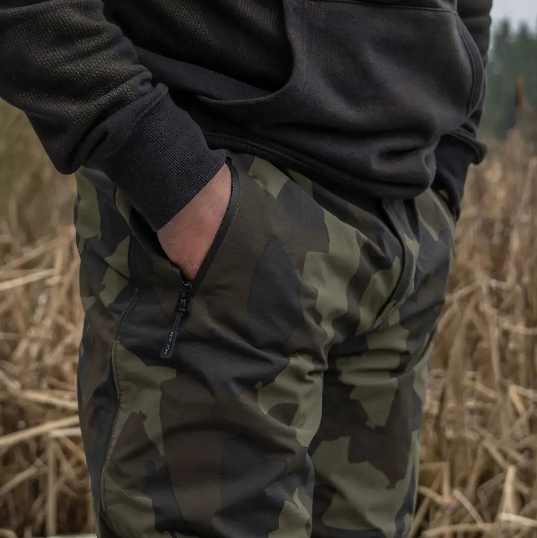 Avid Carp Ripstop Camo Trousers L