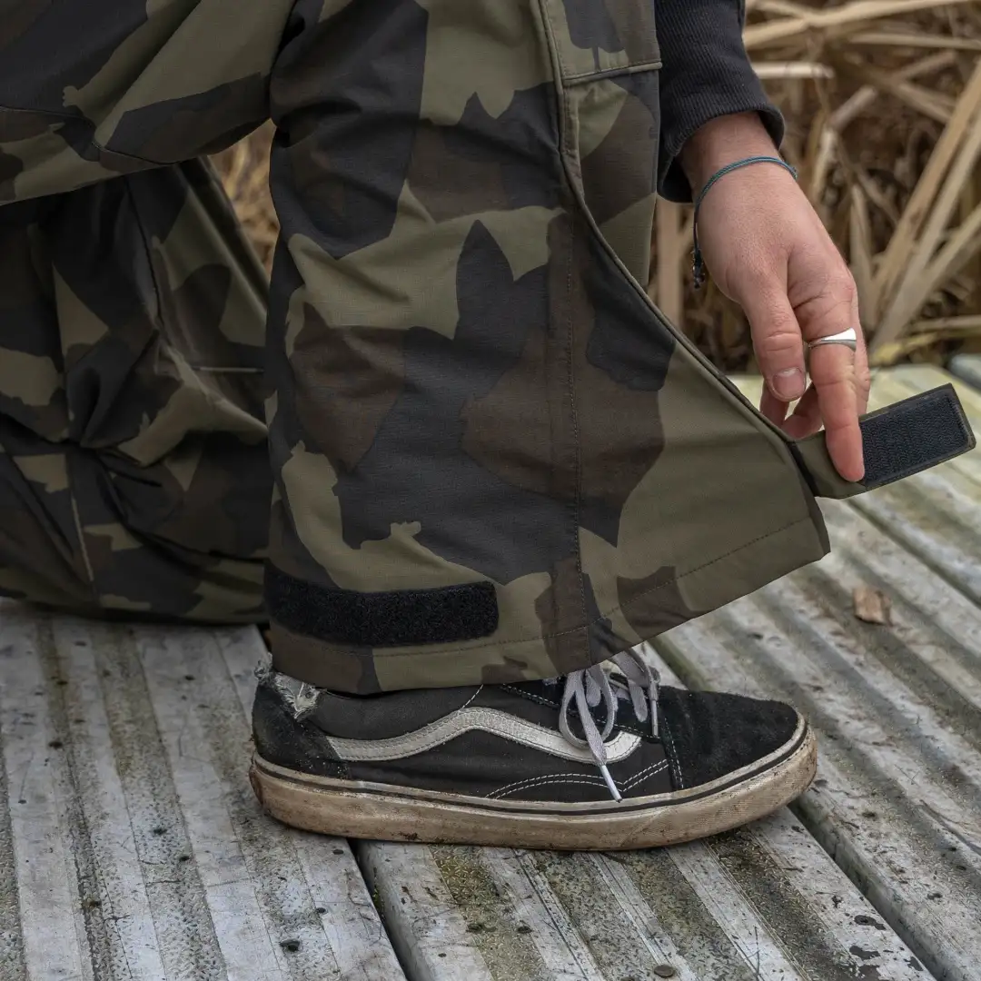 Avid Carp Ripstop Camo Trousers L