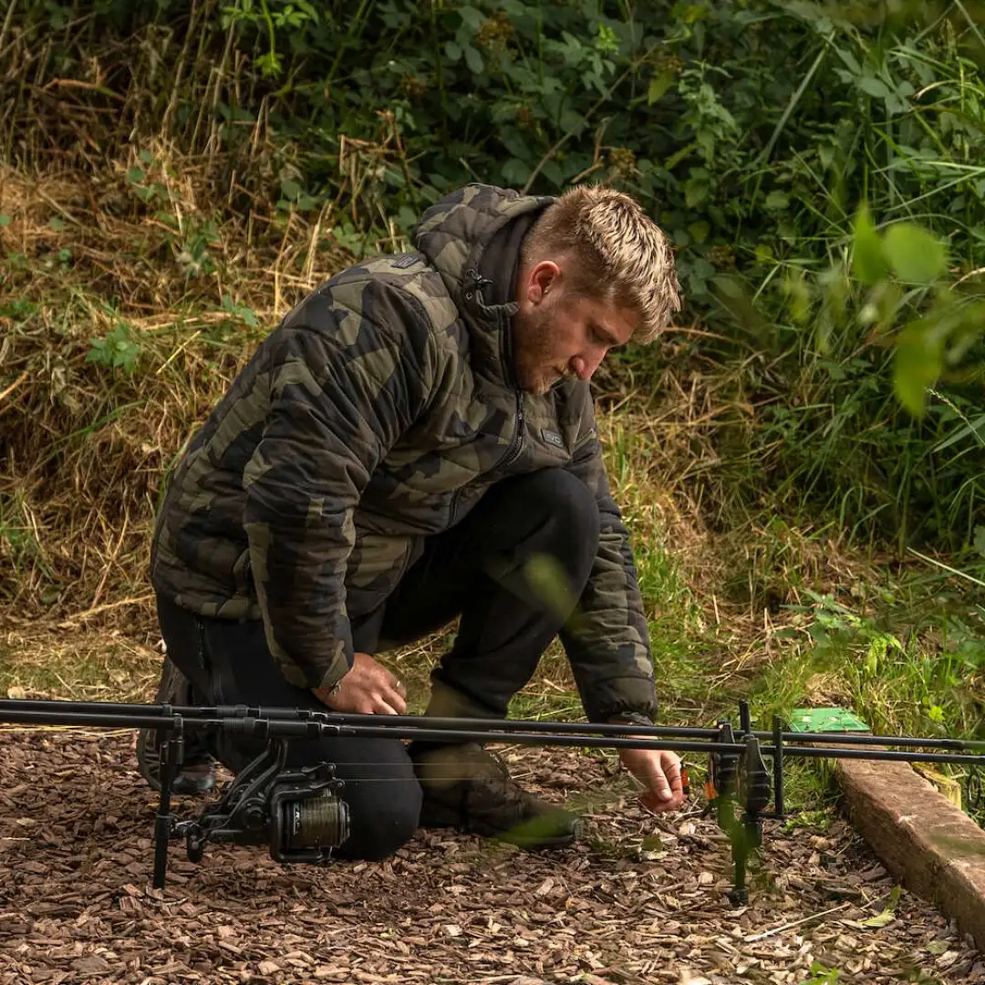 Avid Carp Ripstop CAMO Thermal Jacket M