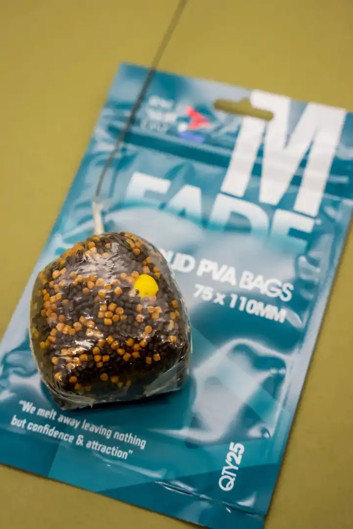 One More Cast FADE Solid PVA Bags  Medium (75 x 110mm)