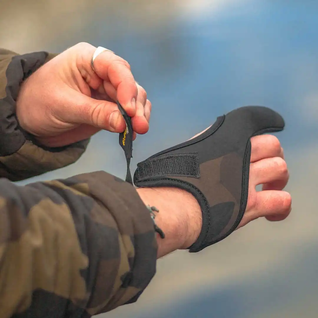 Avid Carp Neoprene Finger Stall uniwersalny