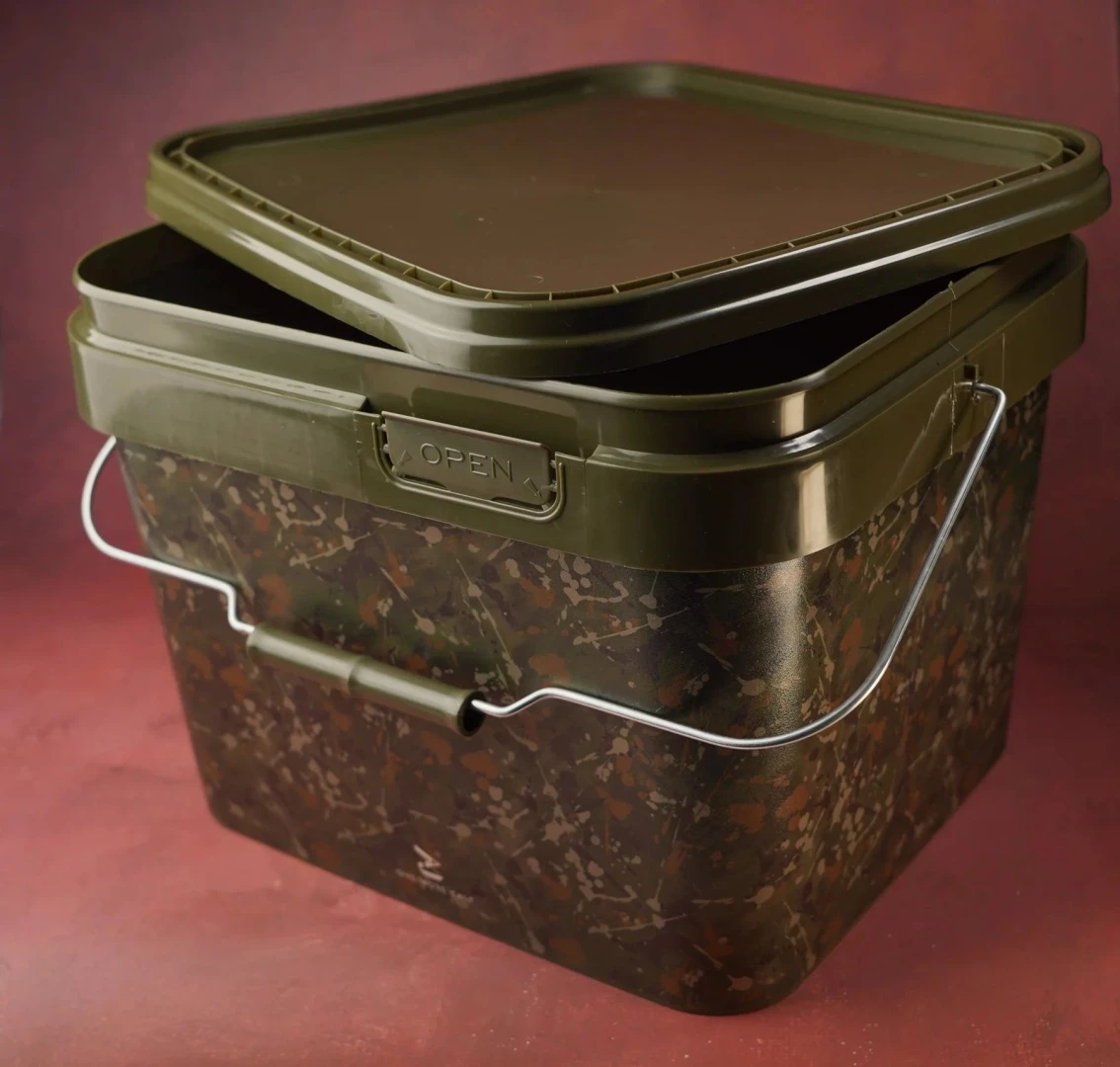 One More Cast Splash Camo Bucket 10L