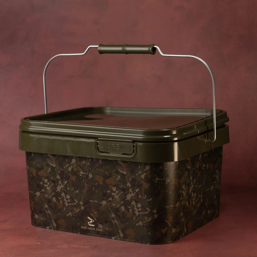 One More Cast Splash Camo Bucket 10L