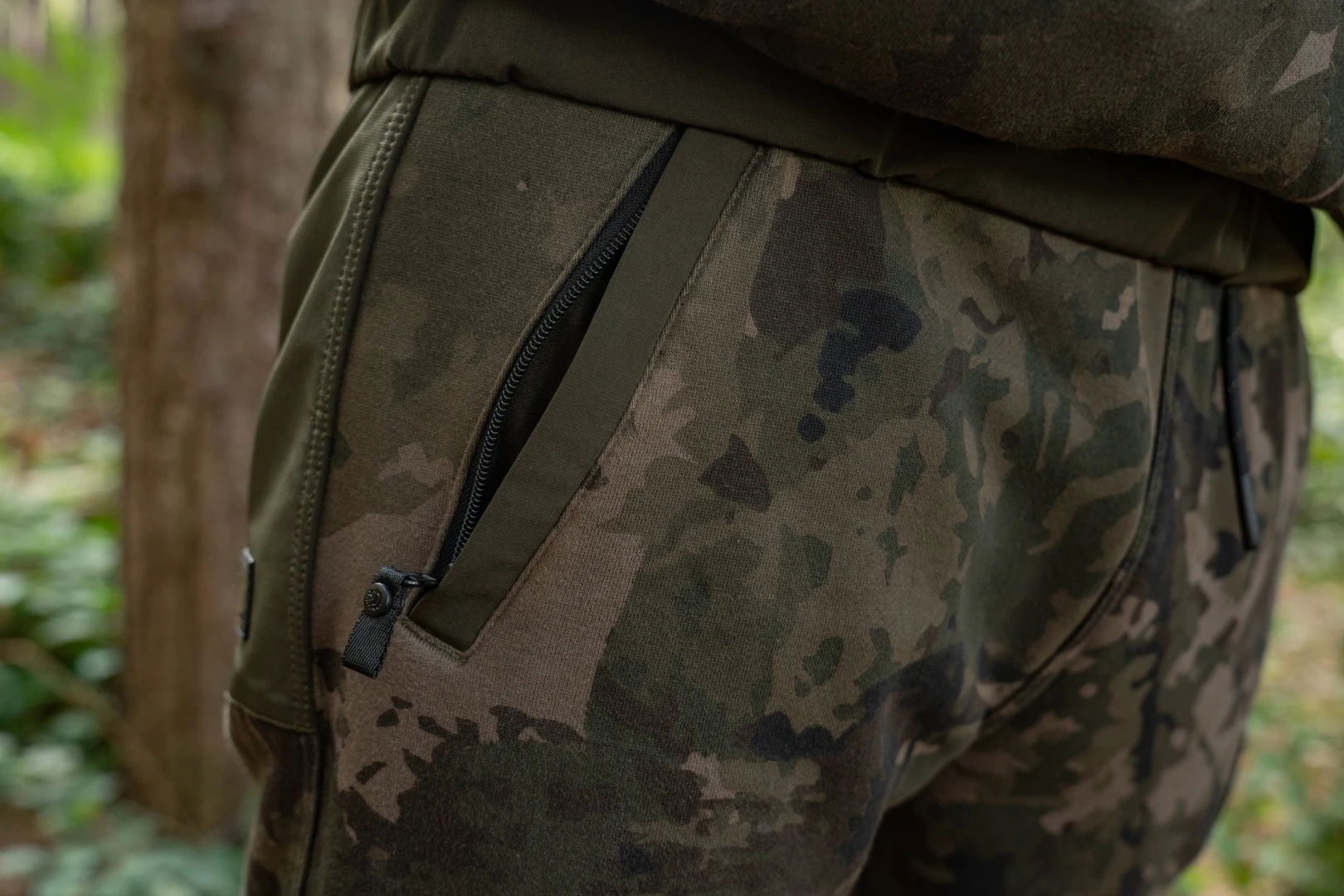 Nash Zero Tolerance Wind Chill Joggers Camo M