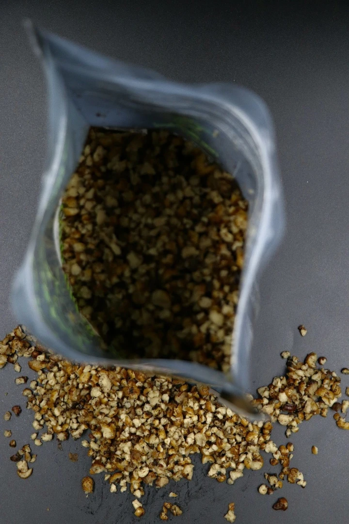 Carp Old School Crushed Tiger - Naturalnie Słodki 1 kg