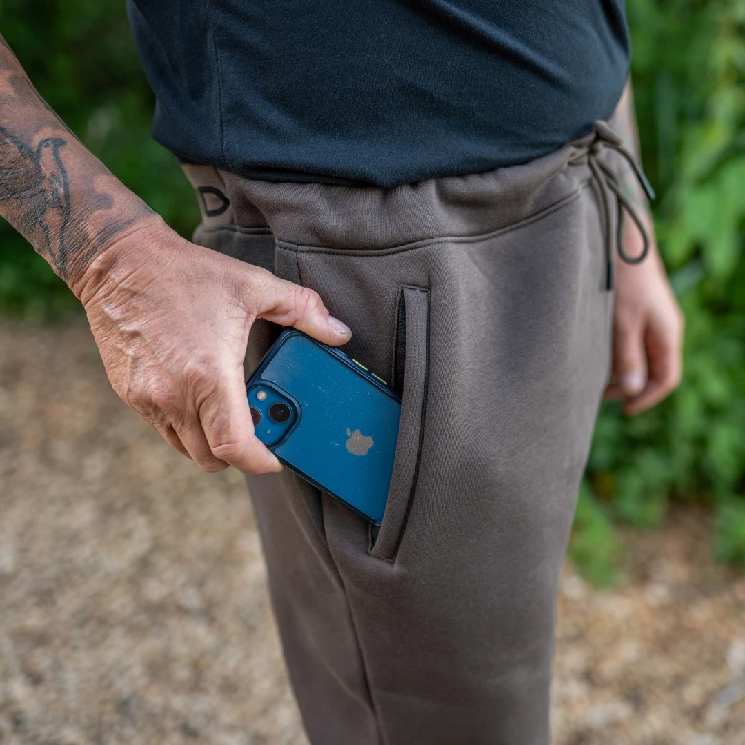 Avid Carp Compound Joggers - Brown L