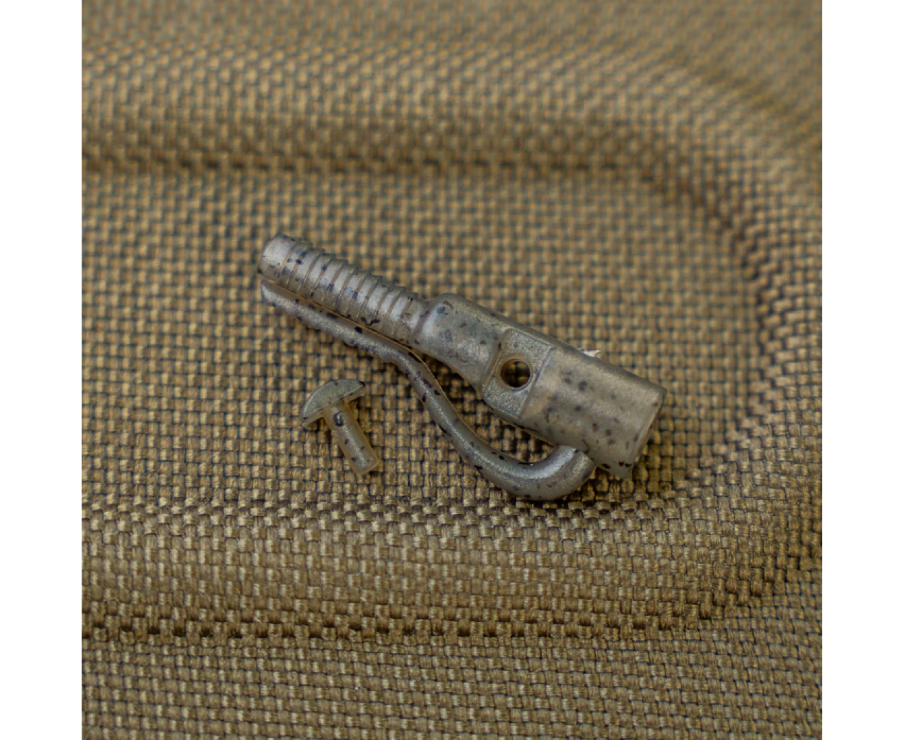 Avid Carp Outline Flecktone Pinned Lead Clips