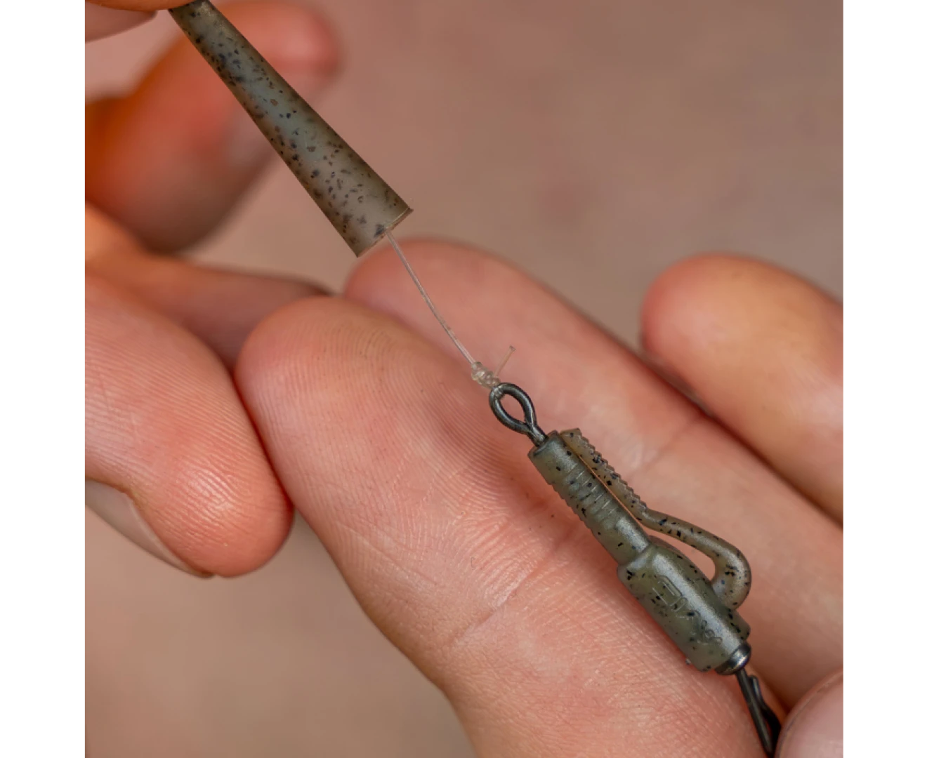 Avid Carp Outline Flecktone Fused QC Lead Clips