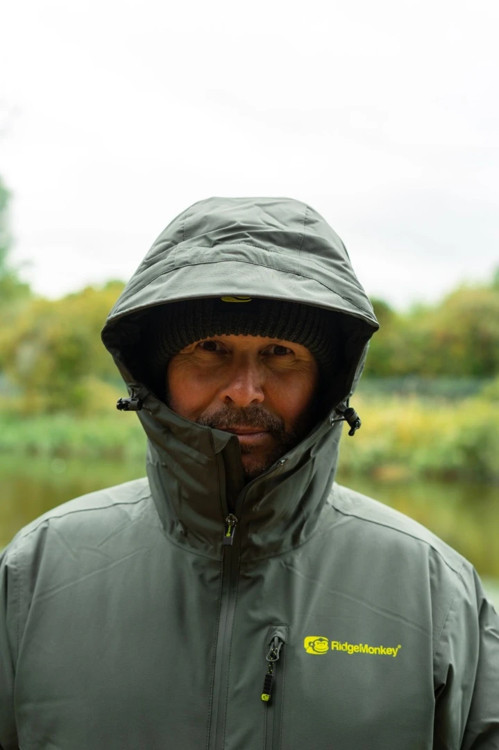 RidgeMonkey APEarel ThermaPro Insulated Coat  L