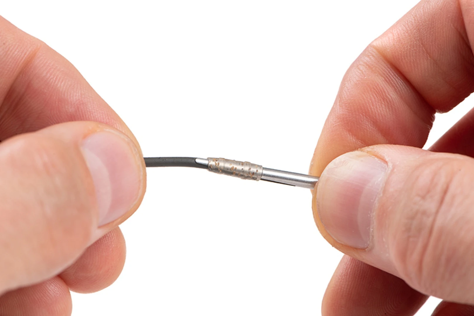 Fox Edges Tubing Threader