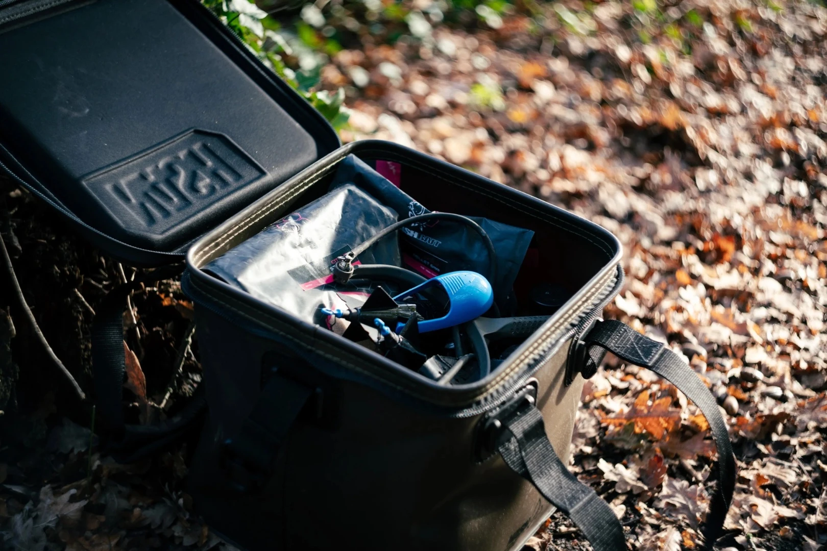 Nash Subterfuge Waterbox Carryall Small 24L
