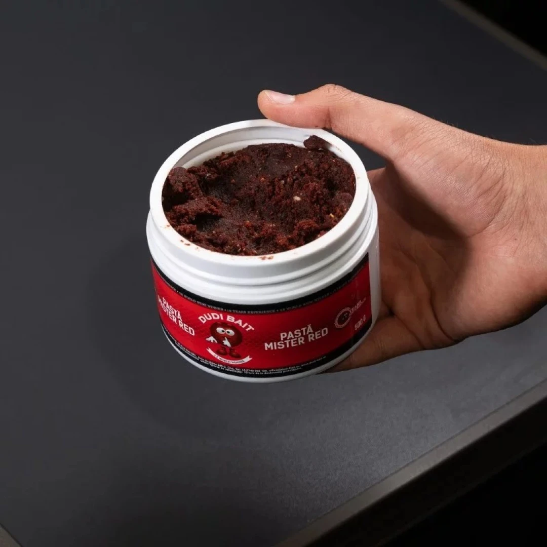DUDI BAIT Pasta Mister Red Super Hot 500 g