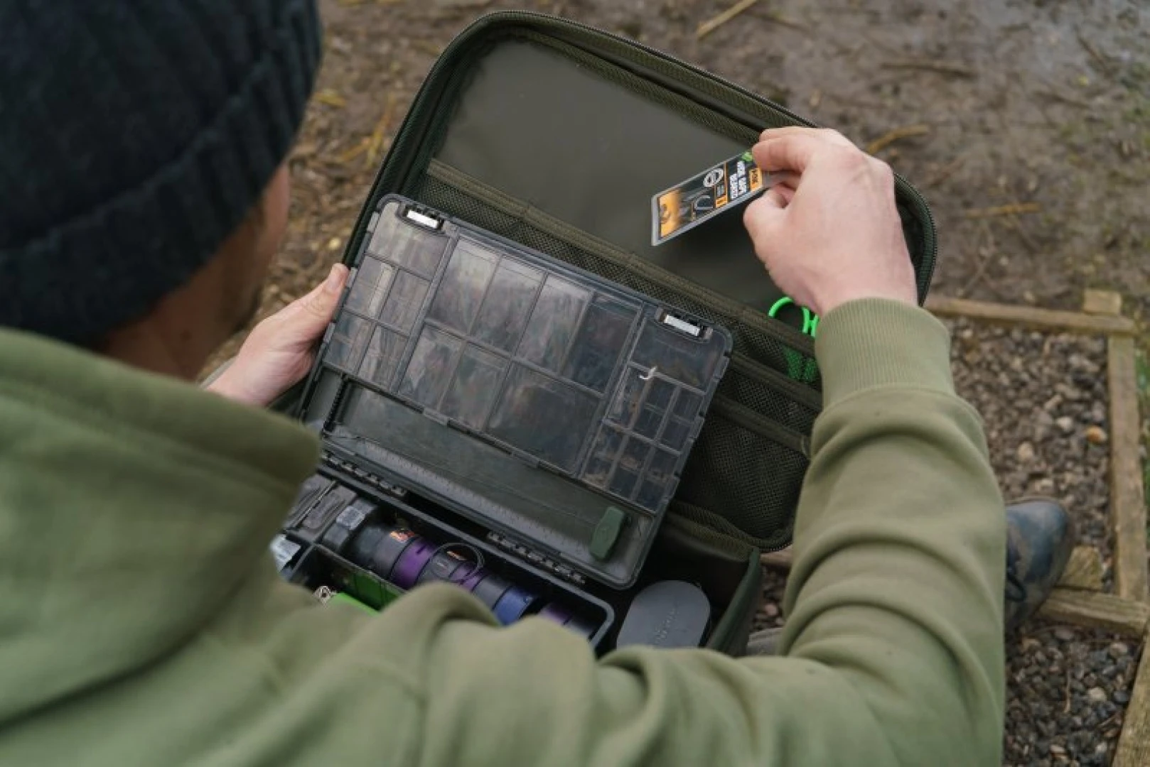 Solar Worldwide Tackle Station - Large 