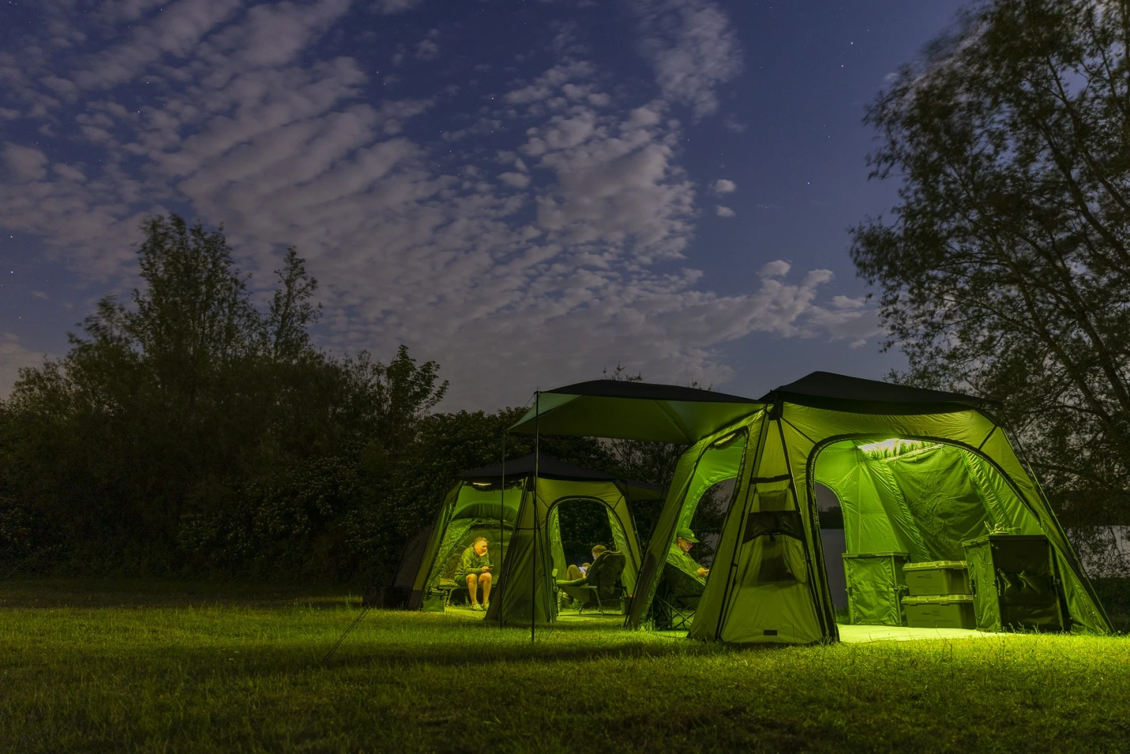 Trakker Gazebo PRO XL Nitelife Vapour Shield