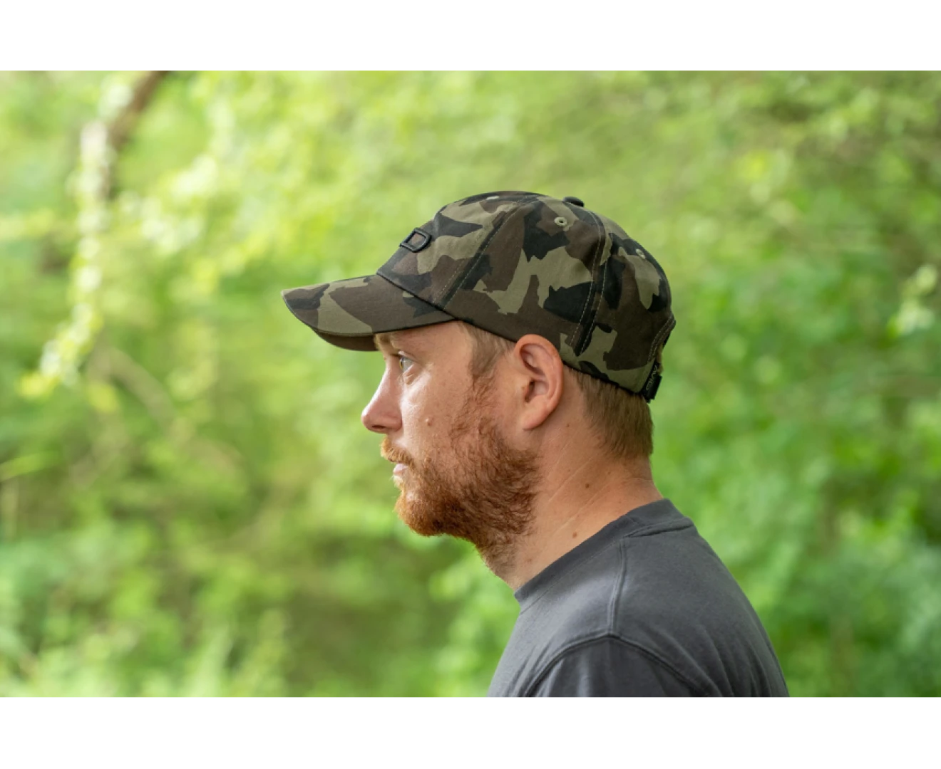 Avid Carp Distortion Dark Camo Cap