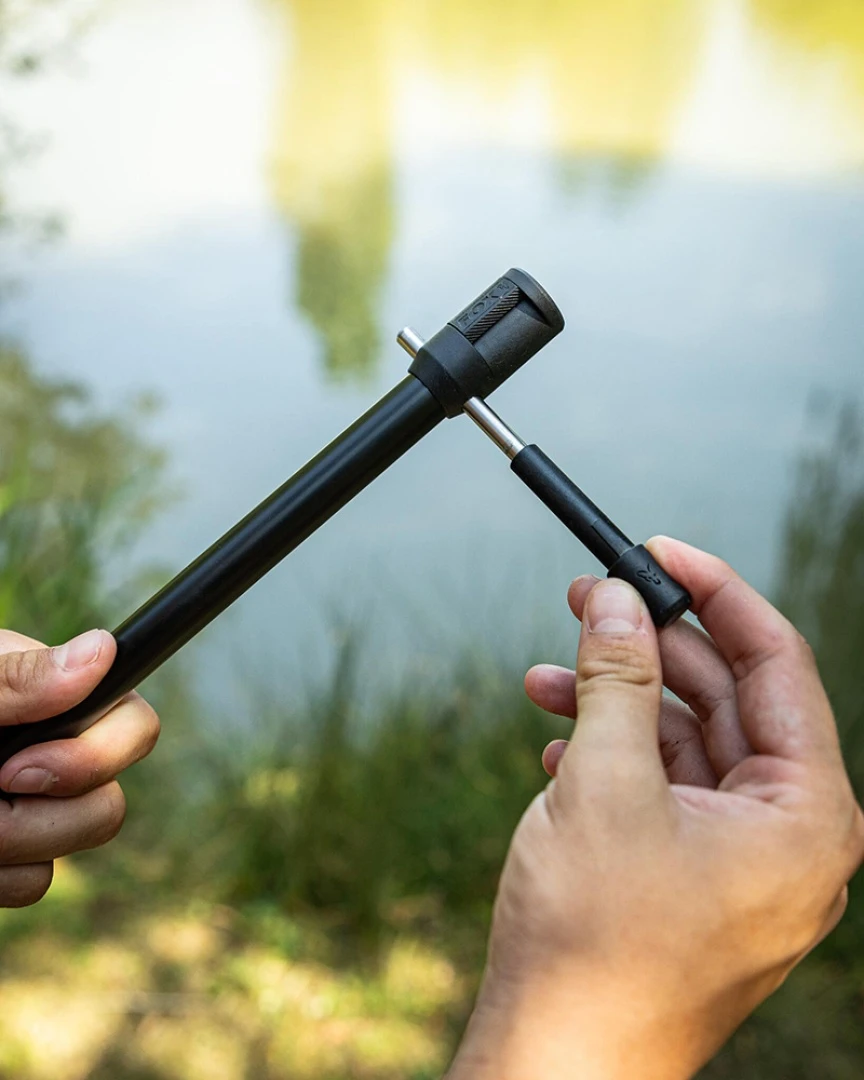 Fox Black Label Camlock Bankstick 24 inch (60 cm)