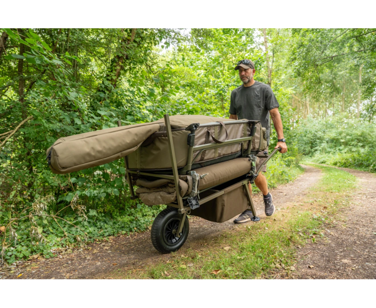 Avid Carp Transit Essentials Barrow