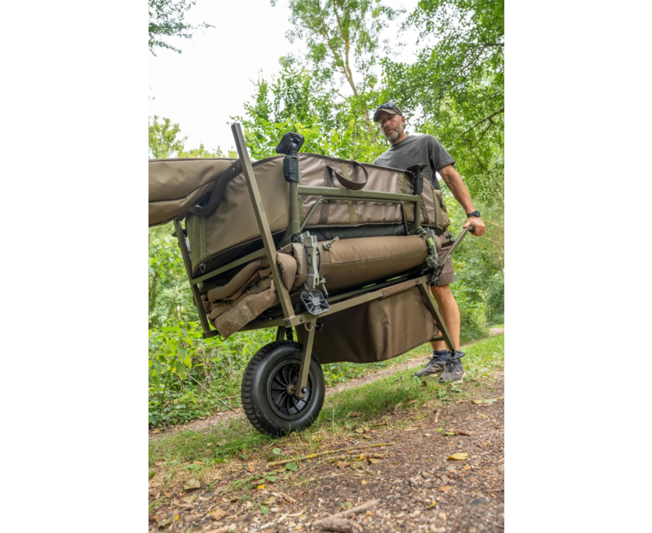 Avid Carp Transit Essentials Barrow