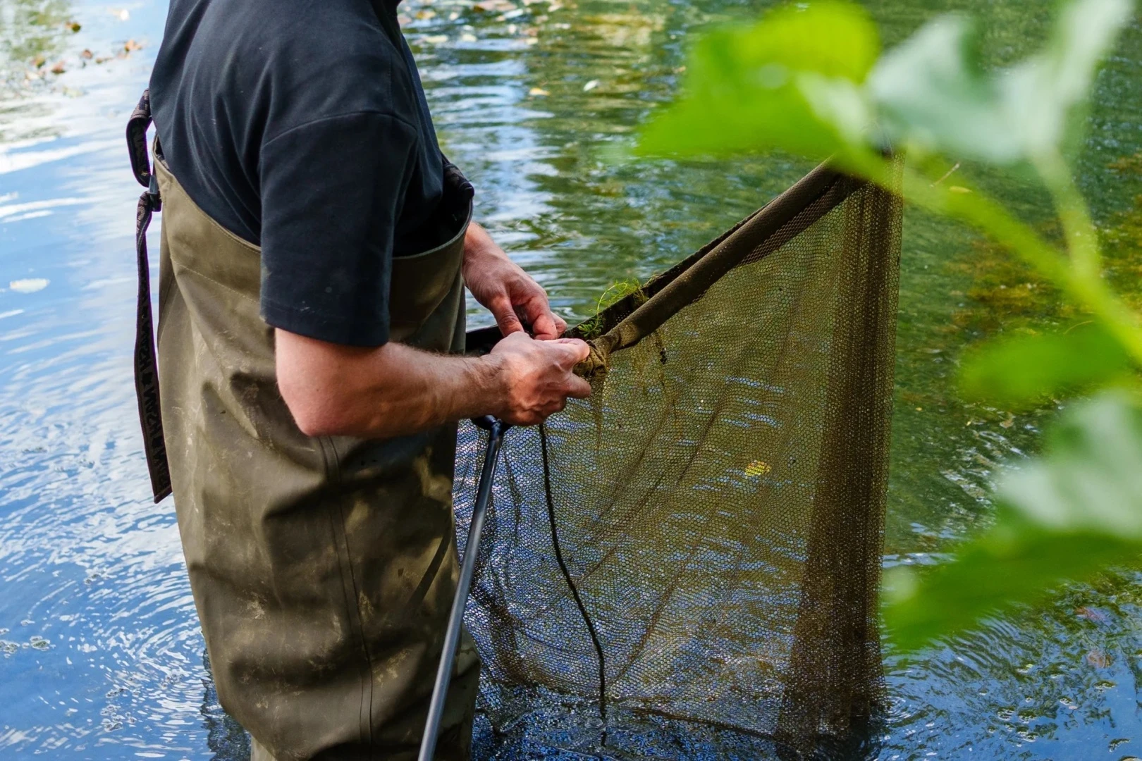 Nash Scope OPS Retract Landing Net 42 42