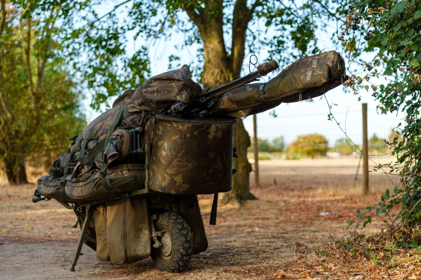 Nash Trax Barrow Front Pannier Camo